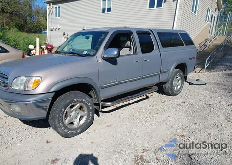 2002 Toyota Tundra Sr5 V8 из США, поврежденный, VIN 5TBBT44152S311085